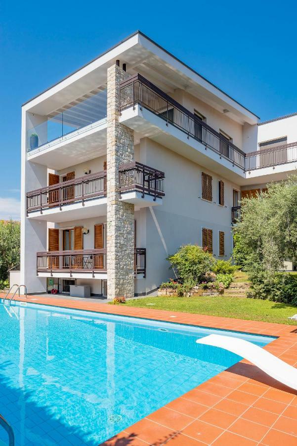 Apartamento Casa Claire Bardolino Exterior foto