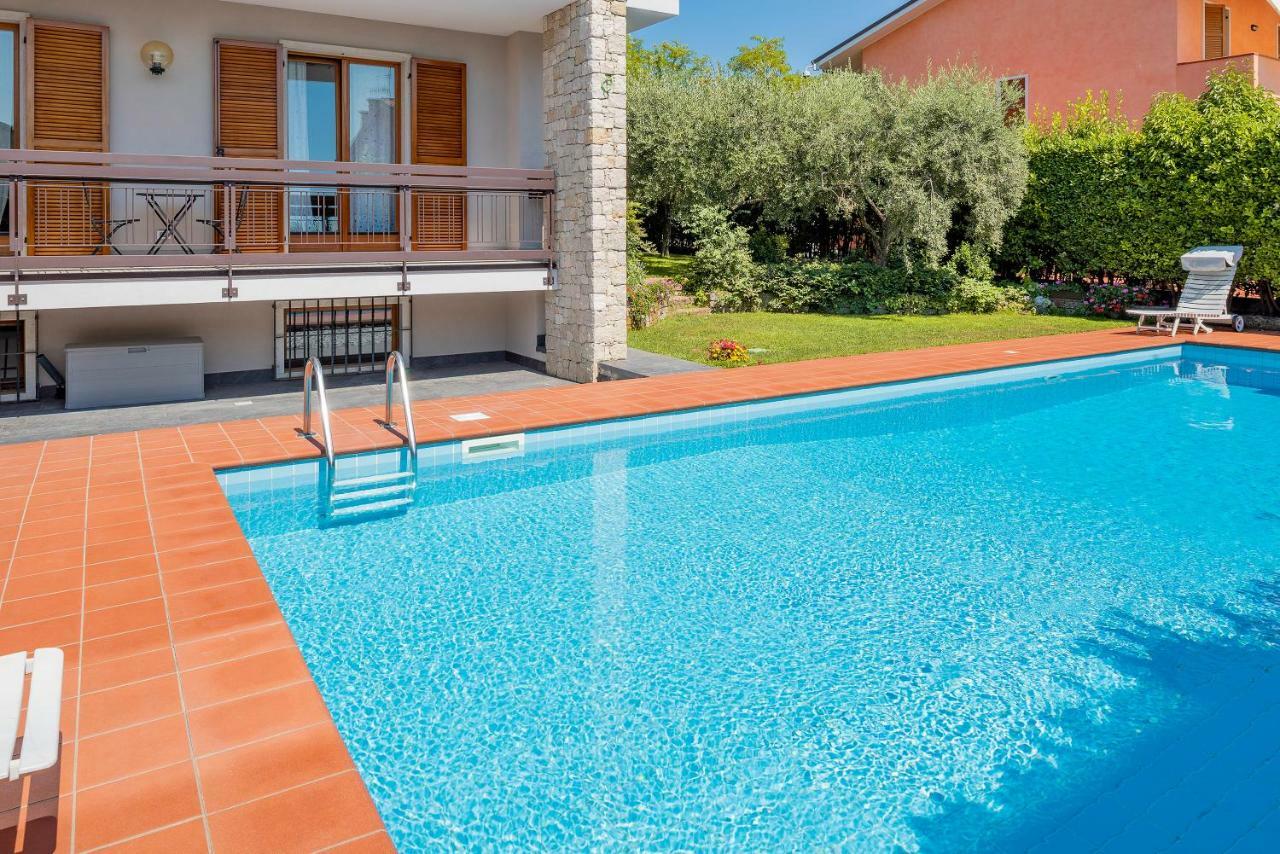 Apartamento Casa Claire Bardolino Exterior foto